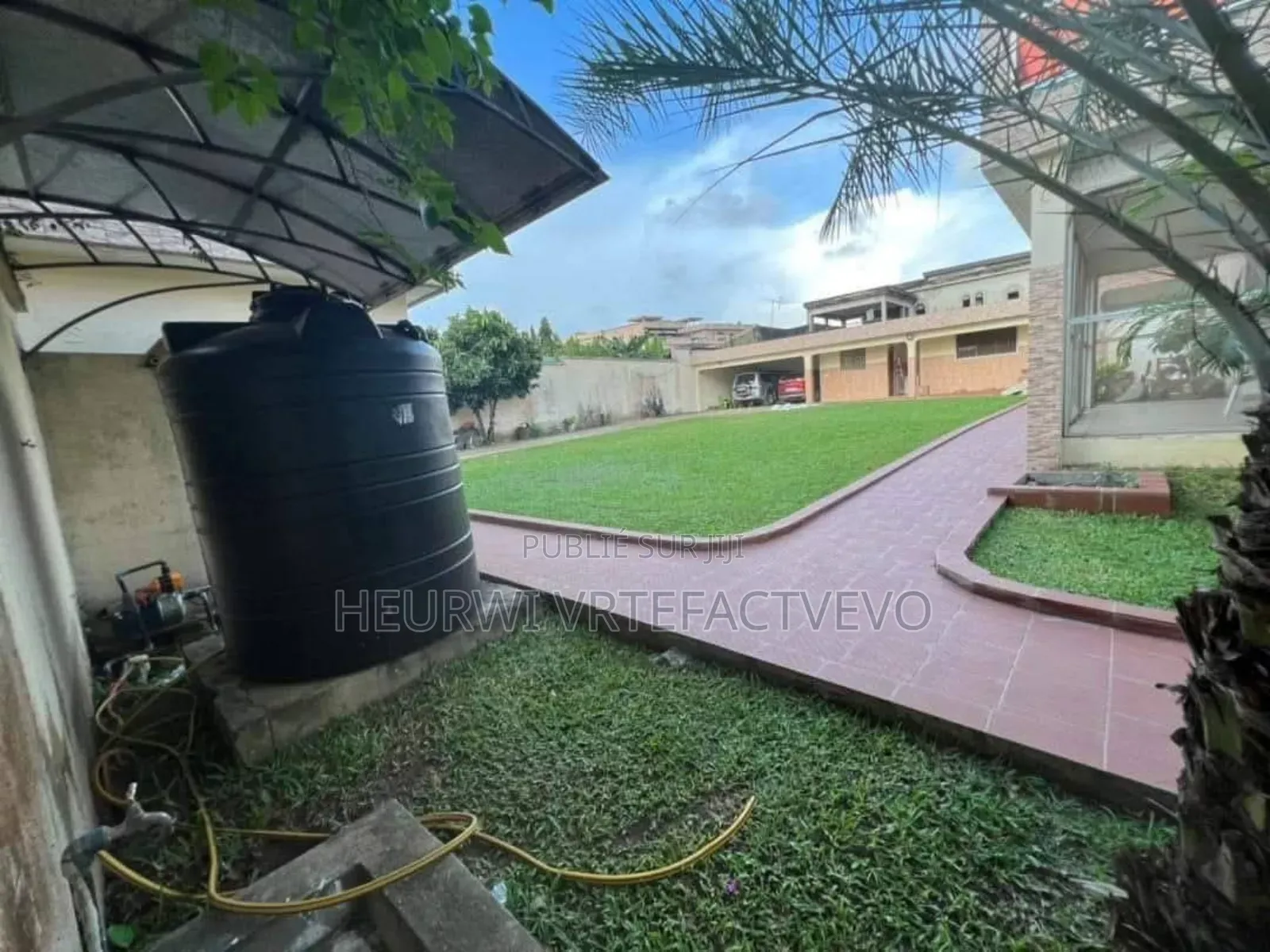 9chbre Duplex dans Yozalem, Cocody à Vendre