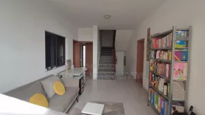 Furnished 4chbre Duplex dans Yozalem, Cocody à Vendre