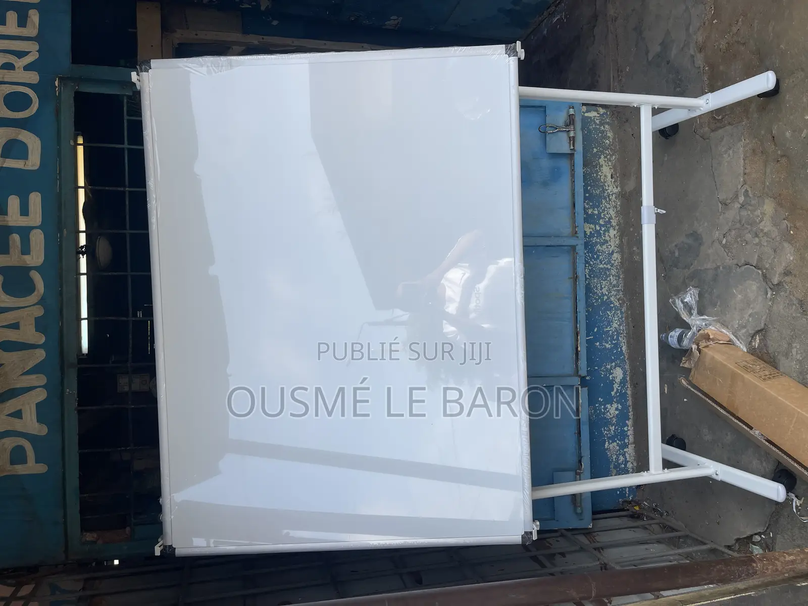 Tableau Effaçable À Sec + Pied en Roulette- 120x90cm