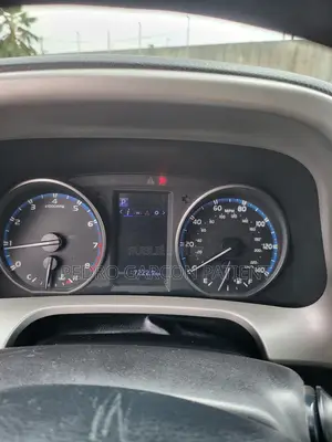 Toyota RAV4 2018 Noir