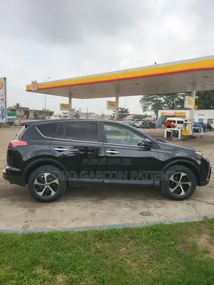 Toyota RAV4 2018 Noir