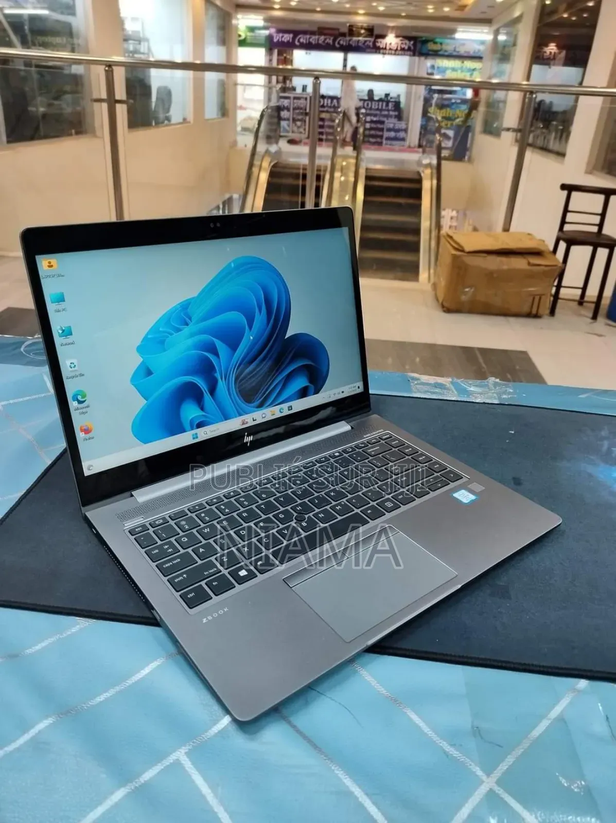 New Ordinateur Portable HP ZBook 14u G5 32GB Intel Core I5 SSD 512GB