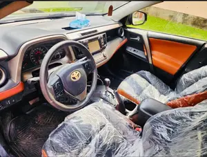 Toyota RAV4 2015 Noir