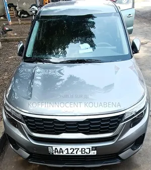 Kia Seltos S 2023 Argenté