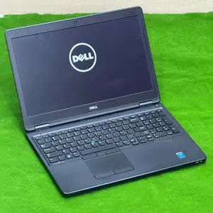 Nouveau Dell Latitude 5540 8GB Intel Core i3 HDD 500GB