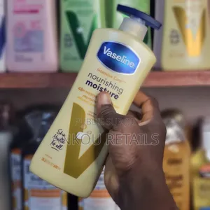 Photo - Vaseline Nourishing Moisture Lait Corps 600ML