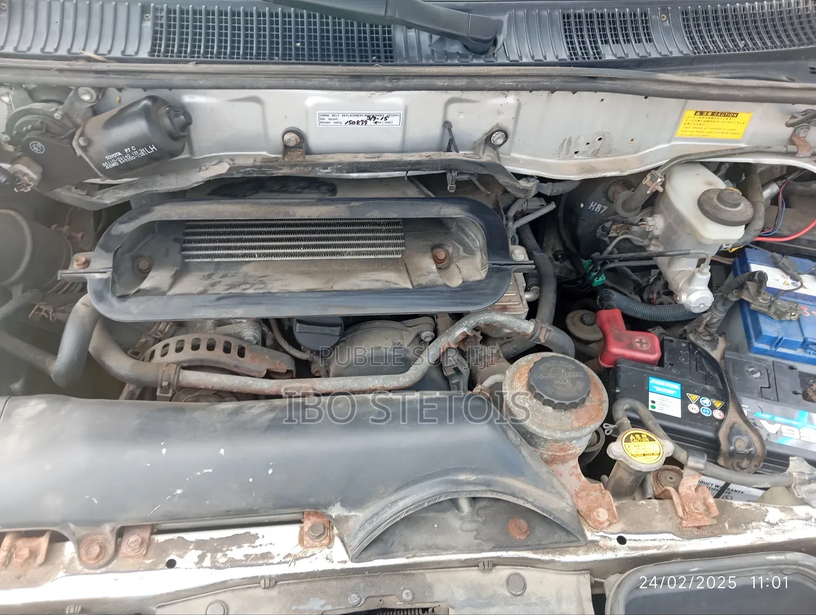 Toyota HiAce 2018 Gris