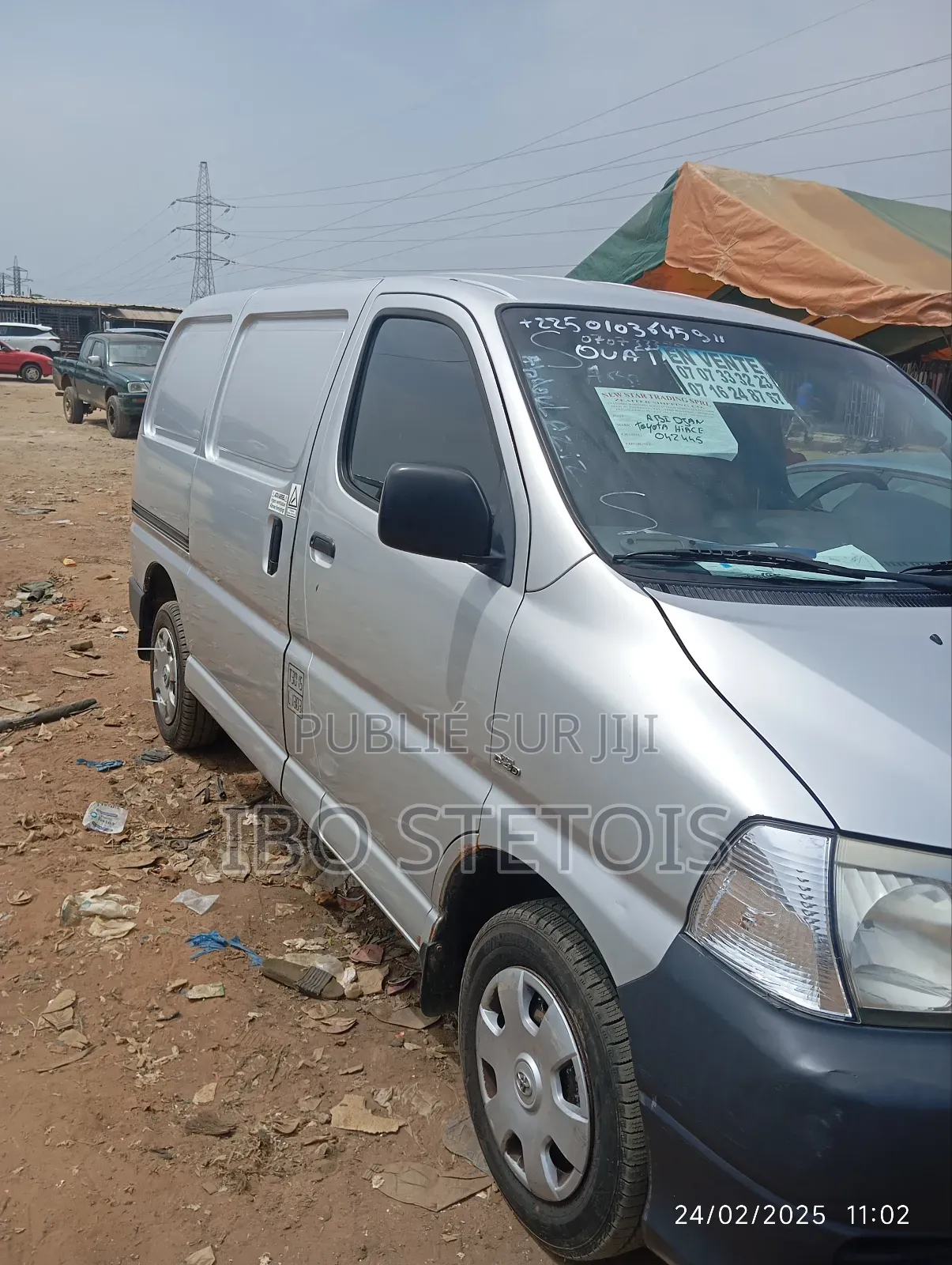 Toyota HiAce 2018 Gris