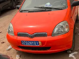 Photo - Toyota Yaris 1.4 2002 Orange