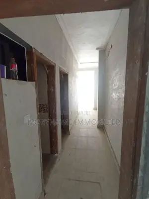 4chbre Villa dans Samuel Kouame, Cocody à Louer