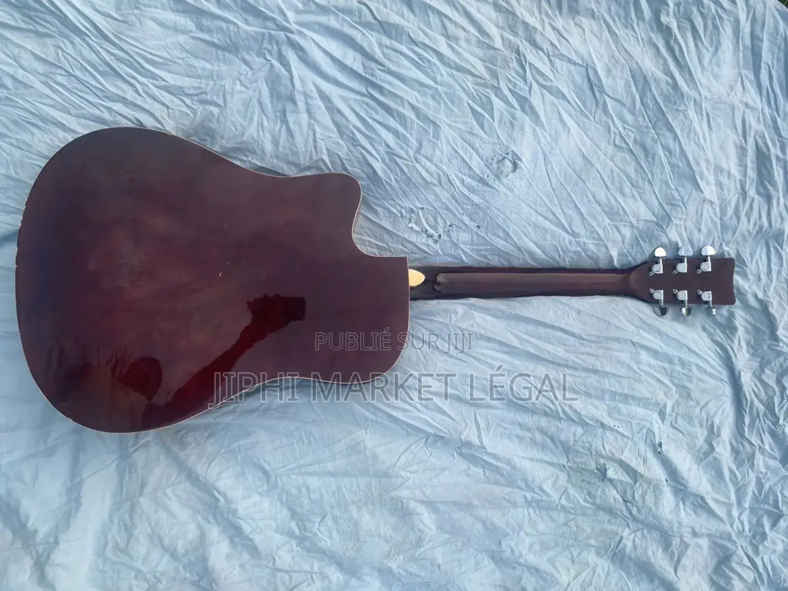 Guitare Électro Acoustique/Semi Électrique