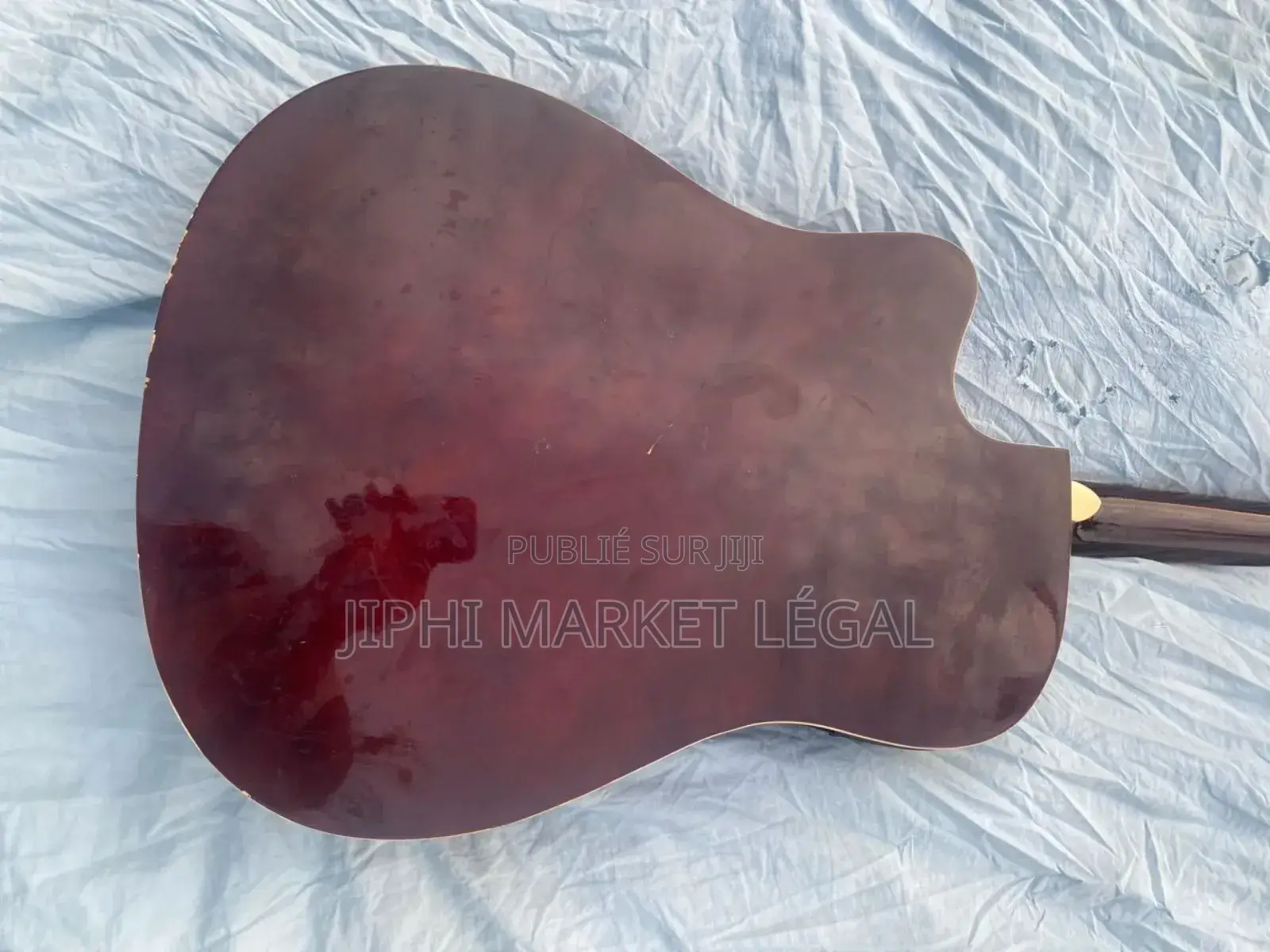 Guitare Électro Acoustique/Semi Électrique