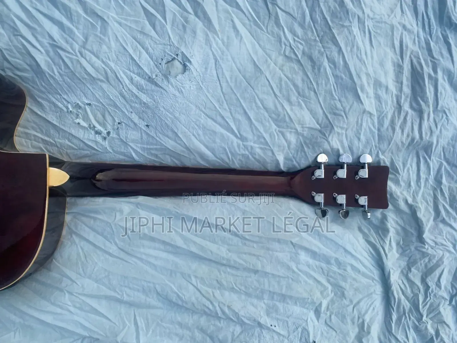 Guitare Électro Acoustique/Semi Électrique