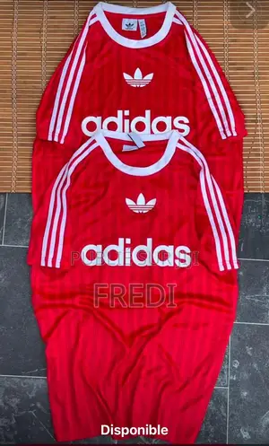 T-Shirt Adidas De Qualité