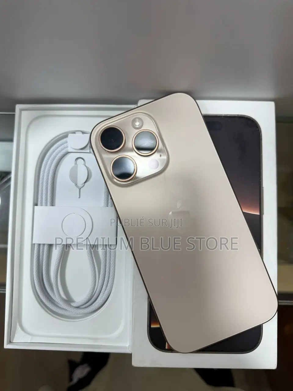 Neuf Apple iPhone 16 Pro 128 GB Autre