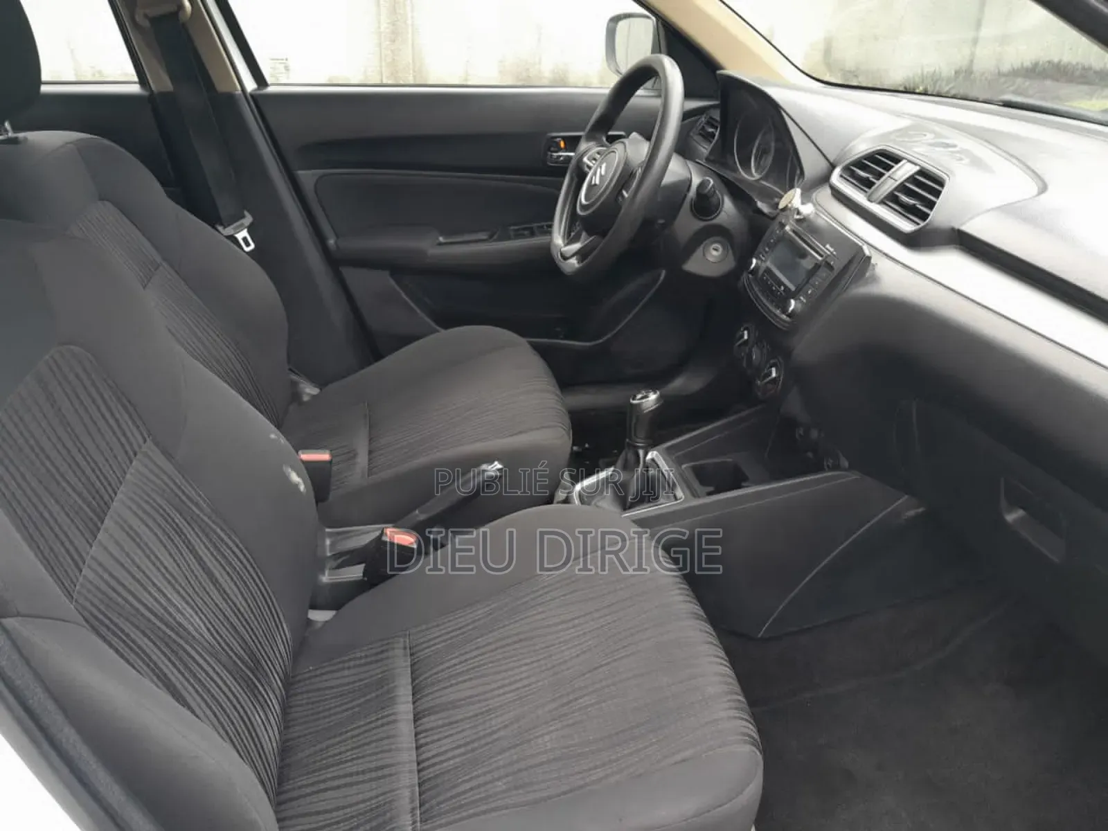 Suzuki Dzire 2023 Blanc