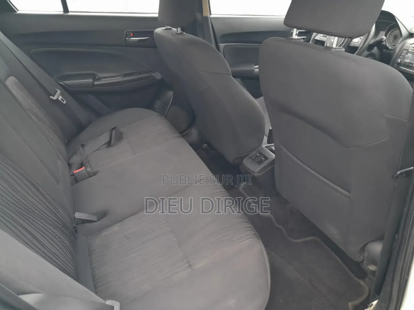 Suzuki Dzire 2023 Blanc