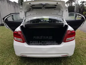 Suzuki Dzire 2023 Blanc