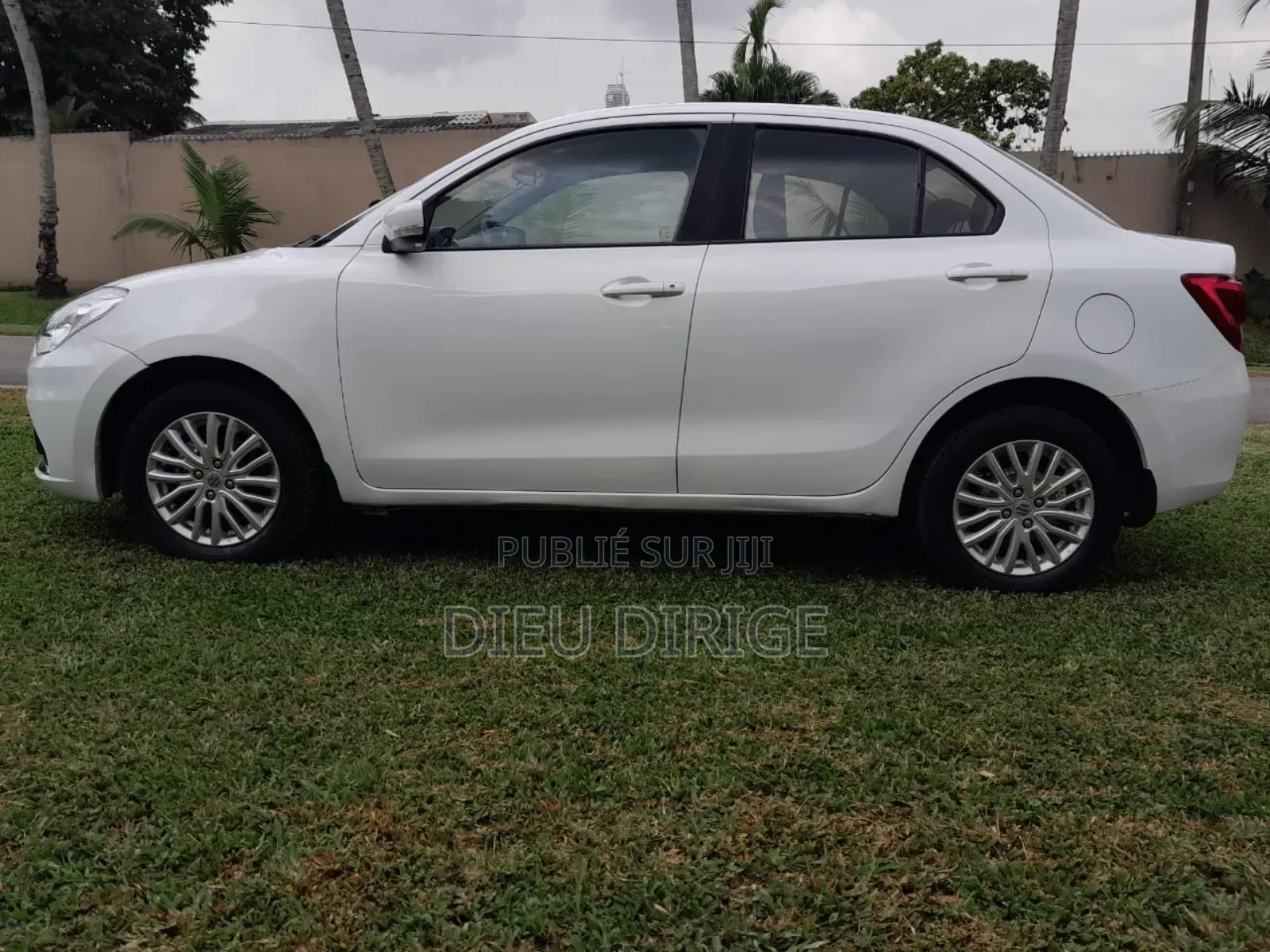 Suzuki Dzire 2023 Blanc