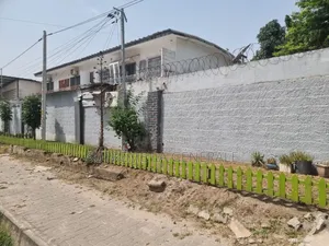 À Marcory Zone 4 , Un Magnifique Terrain De 2100 M2