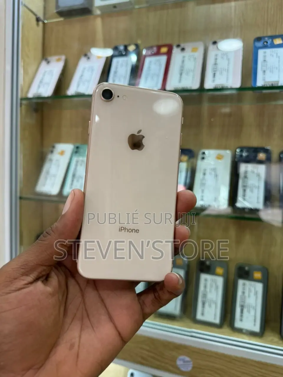 Apple iPhone 8 64 GB Doré