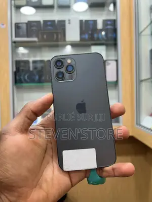 Photo - Apple iPhone 12 Pro 128 GB Noir