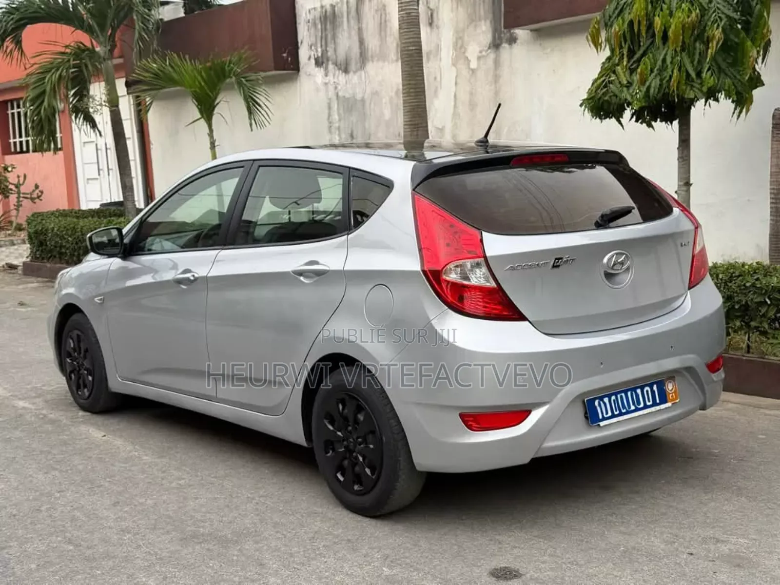 Hyundai Accent SE Sedan 2017 Ivoire