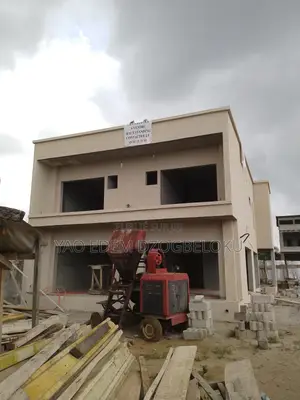 7chbre Duplex dans Fe Immobilier, Bingerville à Vendre