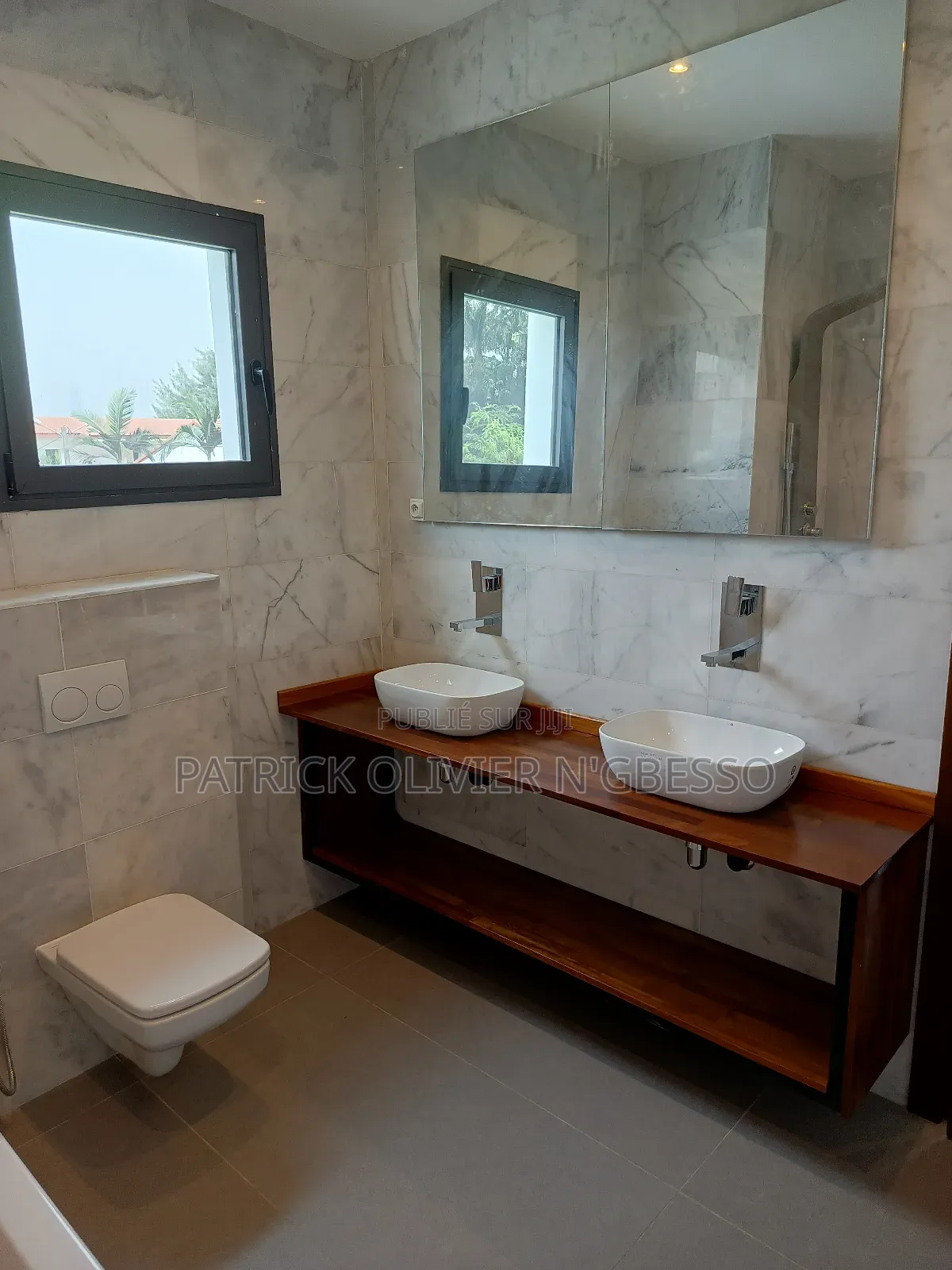4chbre Appartement dans Phoenix Tc Immo, Cocody à Louer