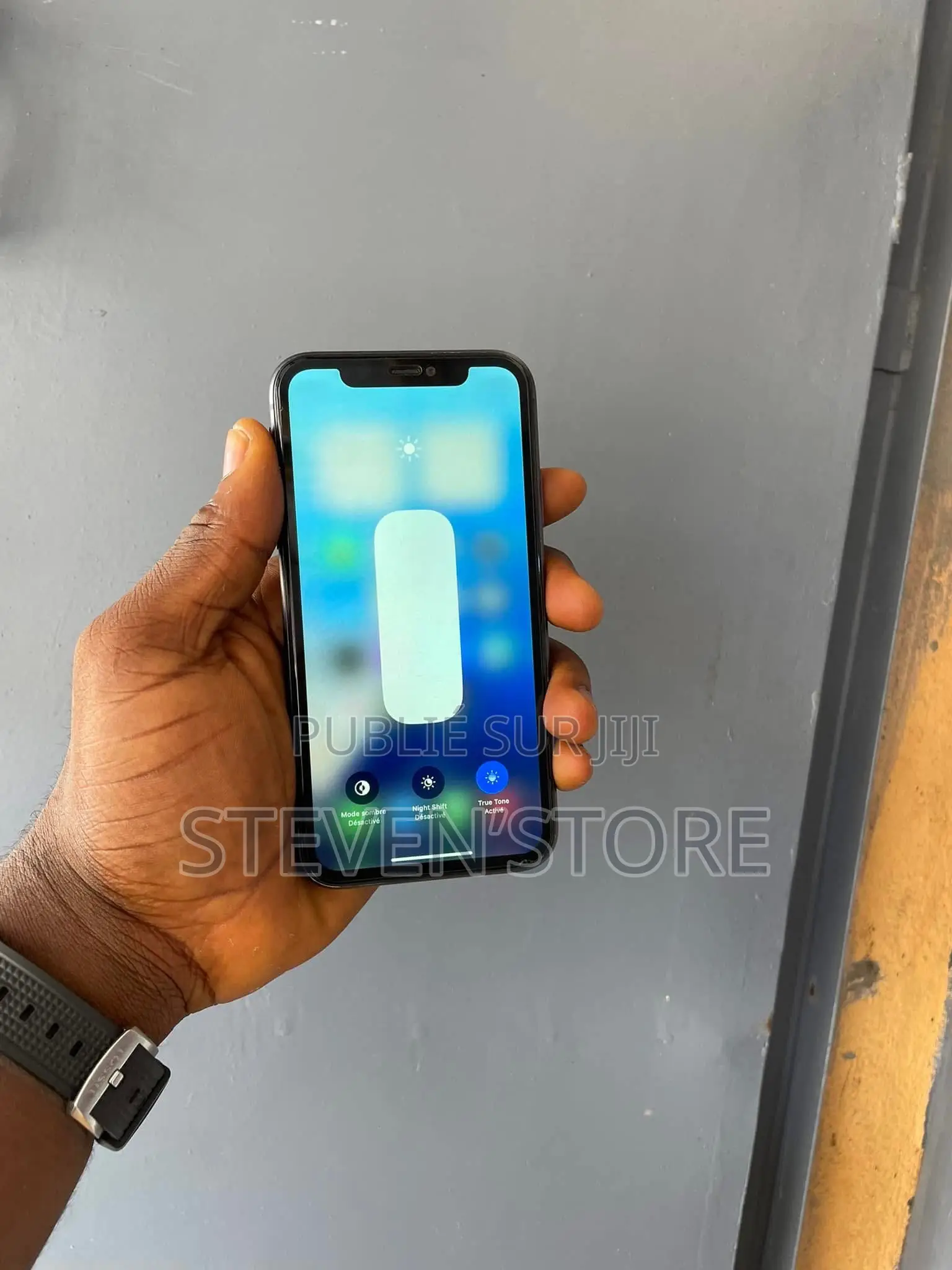 Apple iPhone 11 64 GB Noir