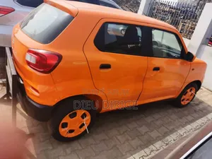 Suzuki S-Presso 2023 Orange