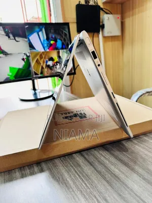 New HP EliteBook X360 1030 G2 8GB Intel Core I5 SSD 256GB