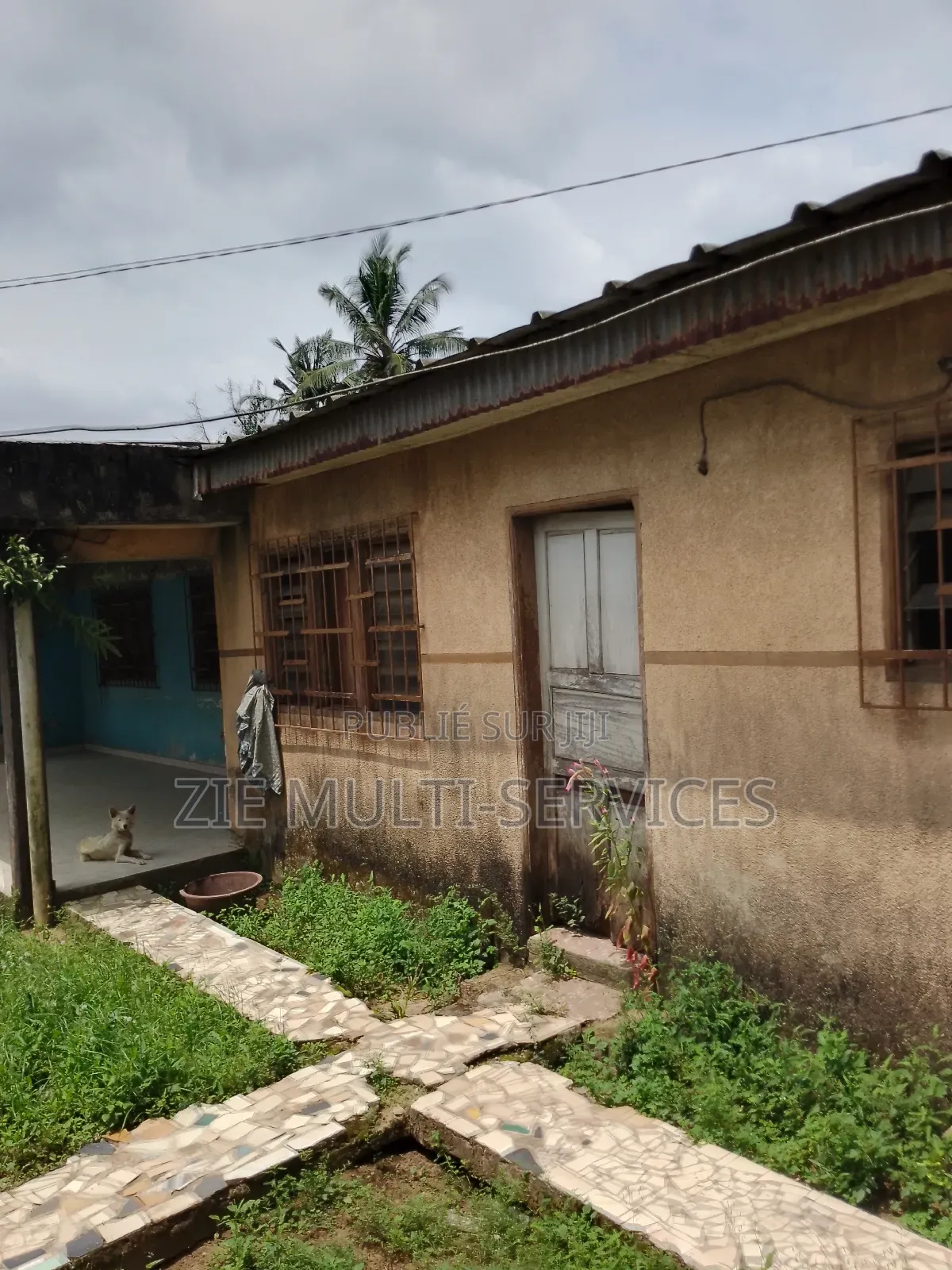 5chbre Villa dans Zié Multi-Service, Anyama à Vendre