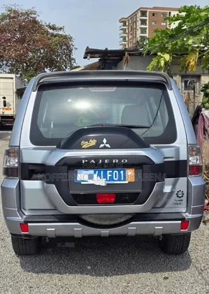 Mitsubishi Pajero V80 3.5 V6 GL/GLS 2017 Autre