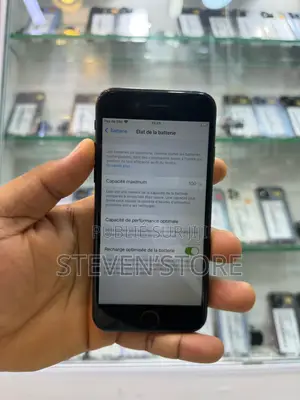 Apple iPhone 7 32 GB Noir