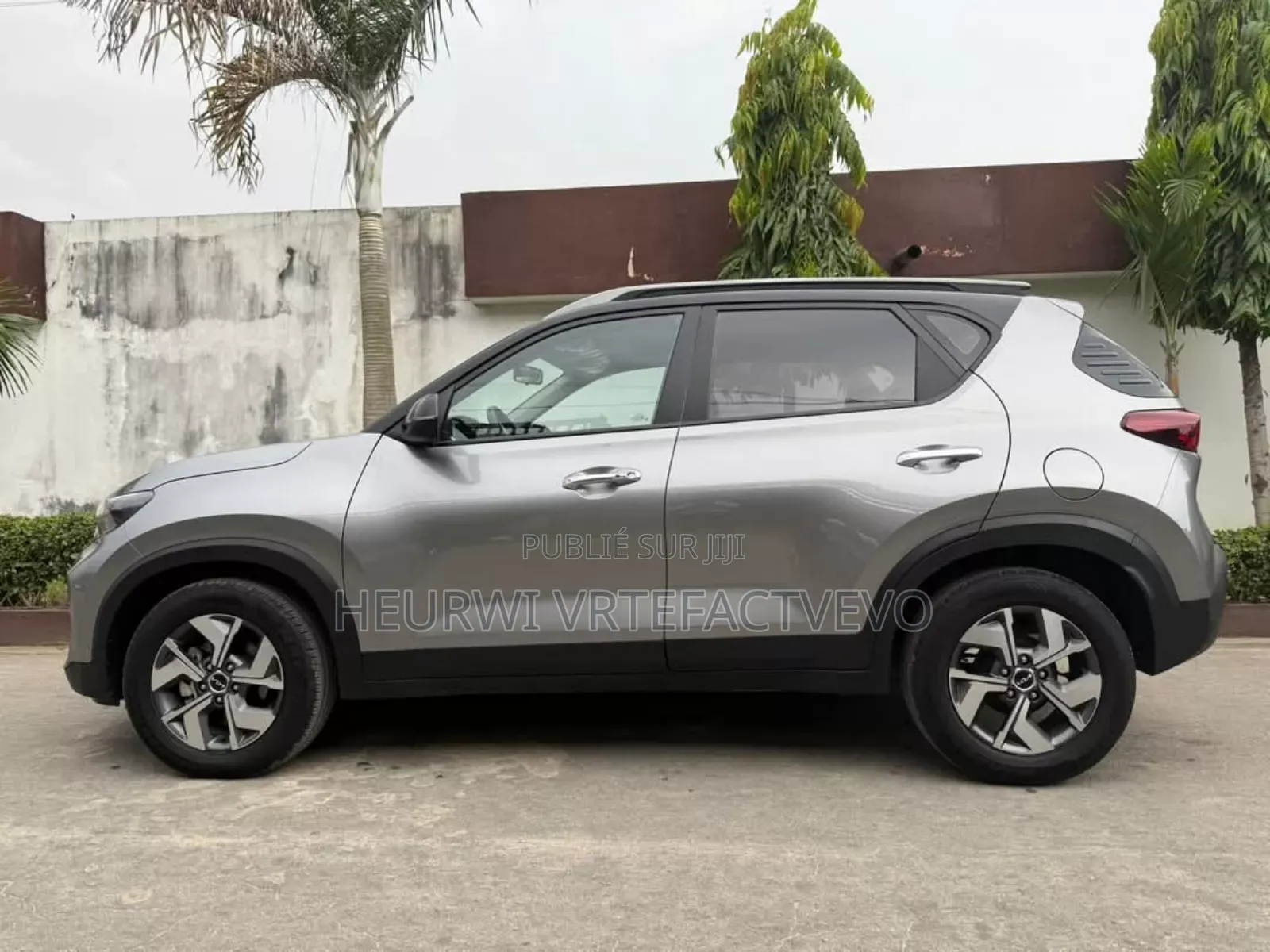 New Kia Sedona 2023 Gris