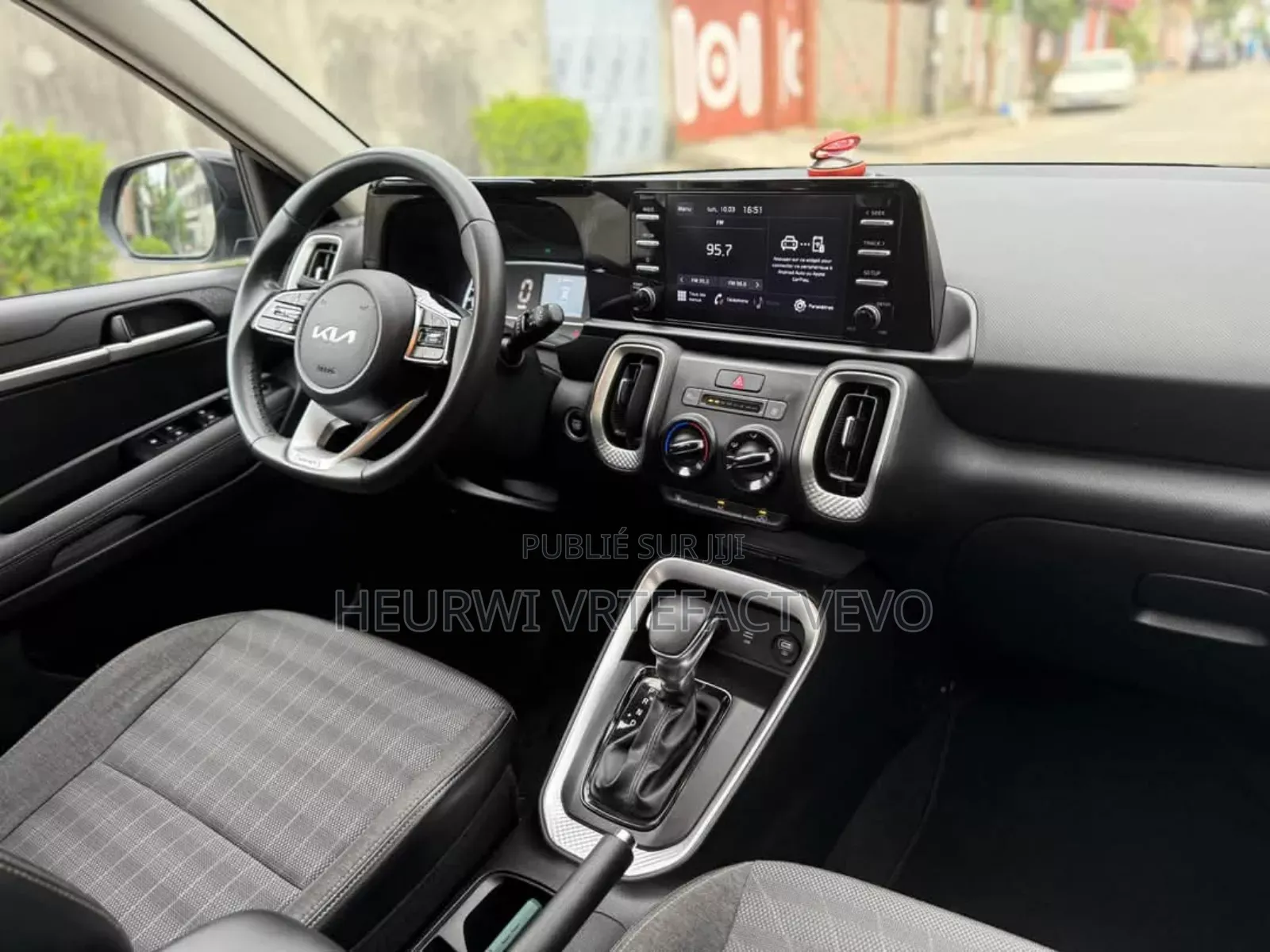 New Kia Sedona 2023 Gris
