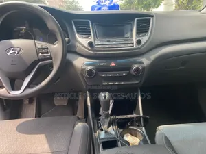 Hyundai Tucson SE AWD 2018 Gris