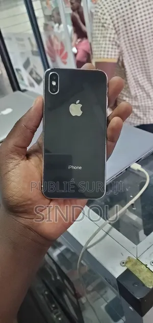 Photo - Pomme iPhone X 64 GB Noir