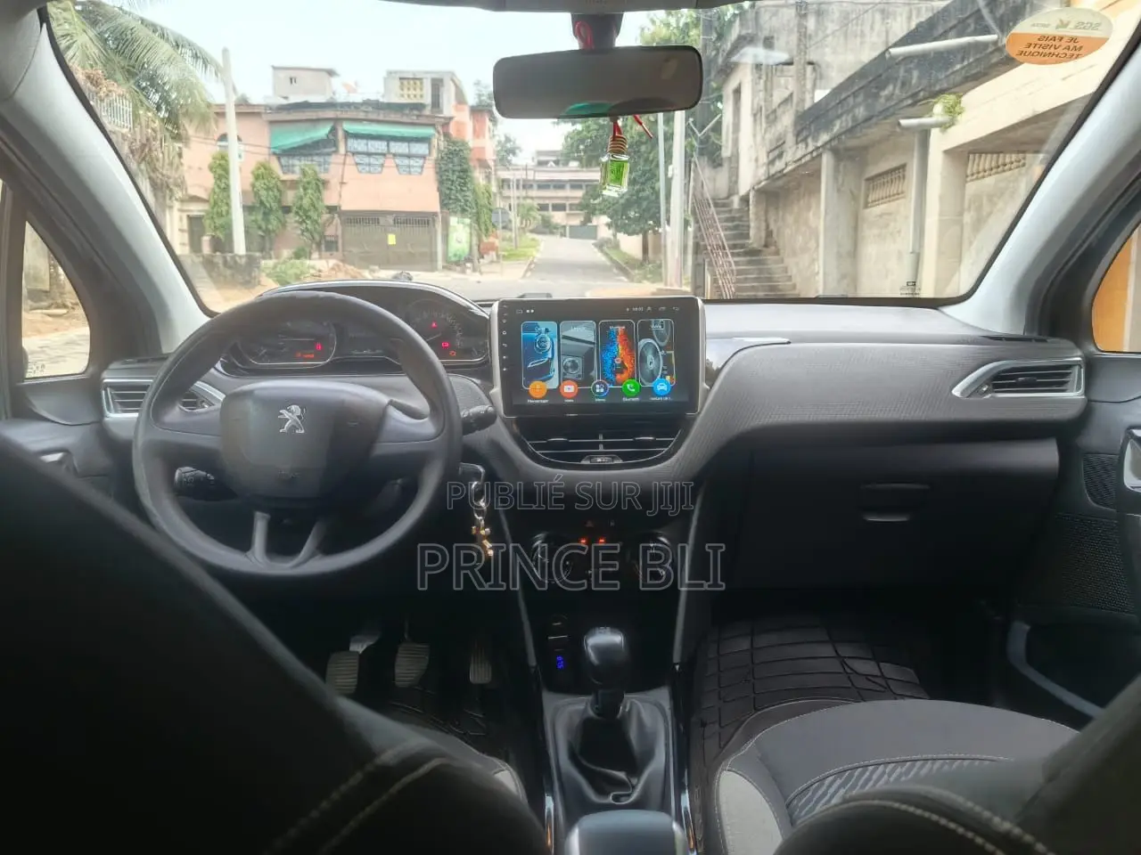 PEUGEOT 2008 2015 Noir