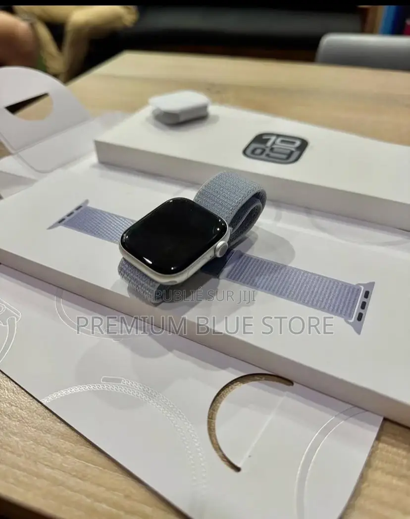 Offre Spéciale : Apple Watch S10 42mm Quasi Neuf Importé