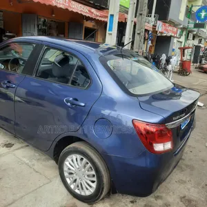 Suzuki Dzire 2023 Bleu
