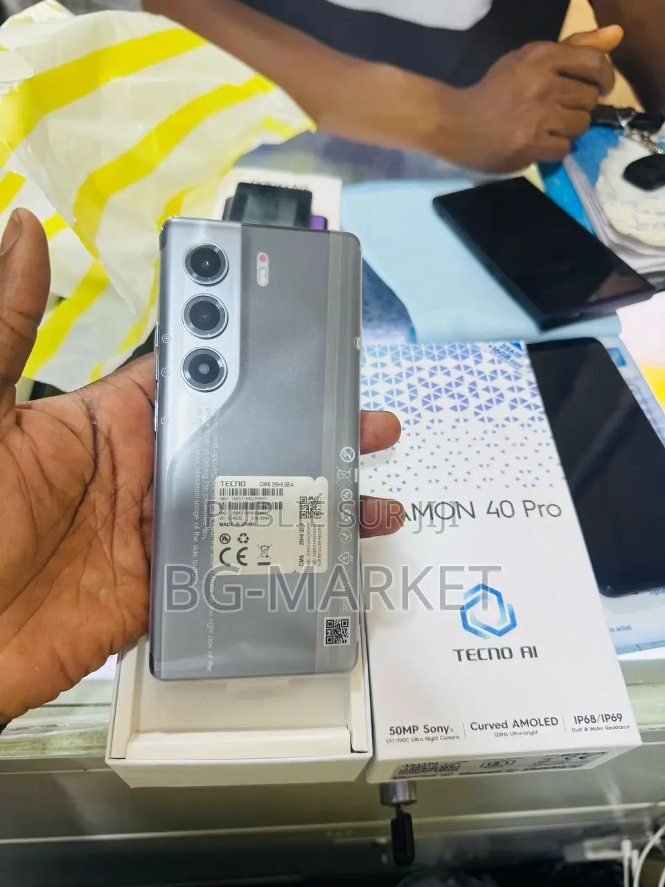 New Tecno Camon 40 Pro 256 GB Noir