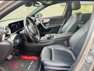 Mercedes-Benz 220 2020 Gris