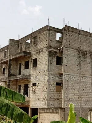 11chbre Maison dans Zié Multi-Service, Cocody à Vendre