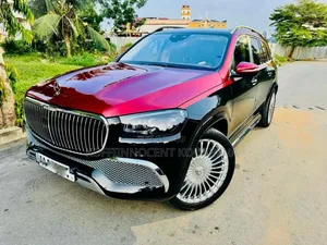 New Mercedes-Benz GLS-Class 2023 Rouge