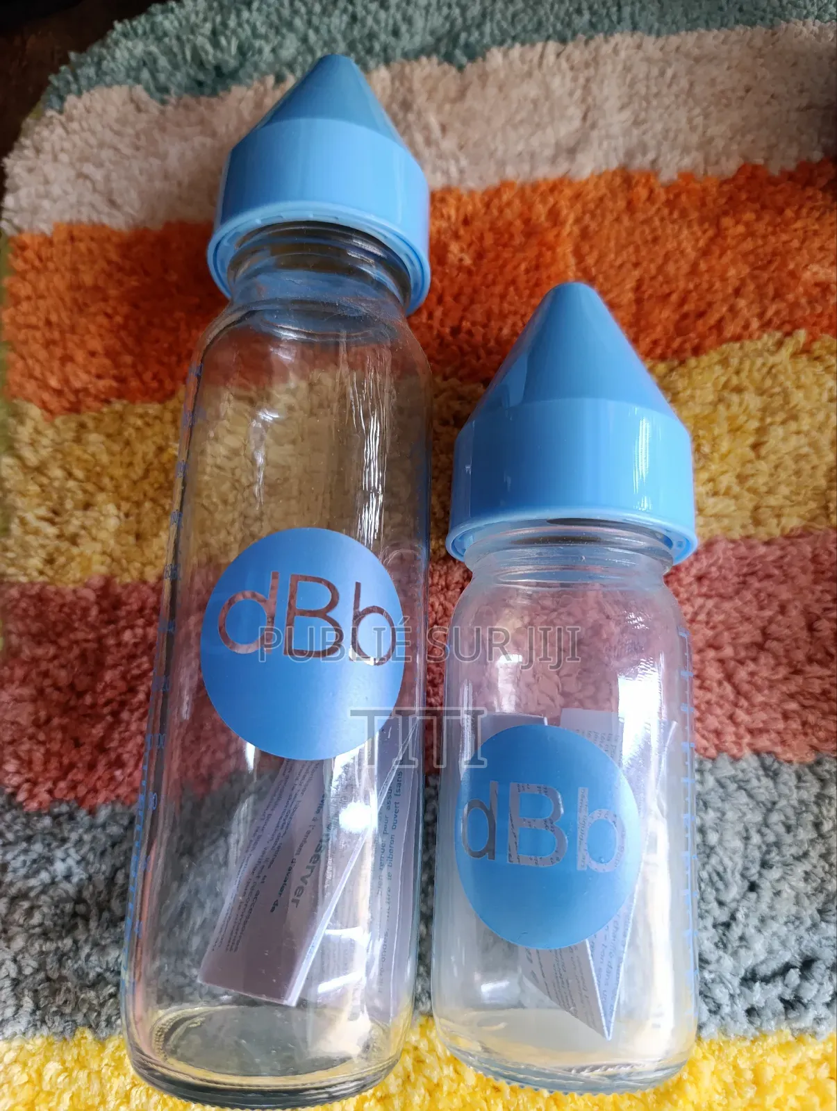 Biberon en Verre Et en Plastique