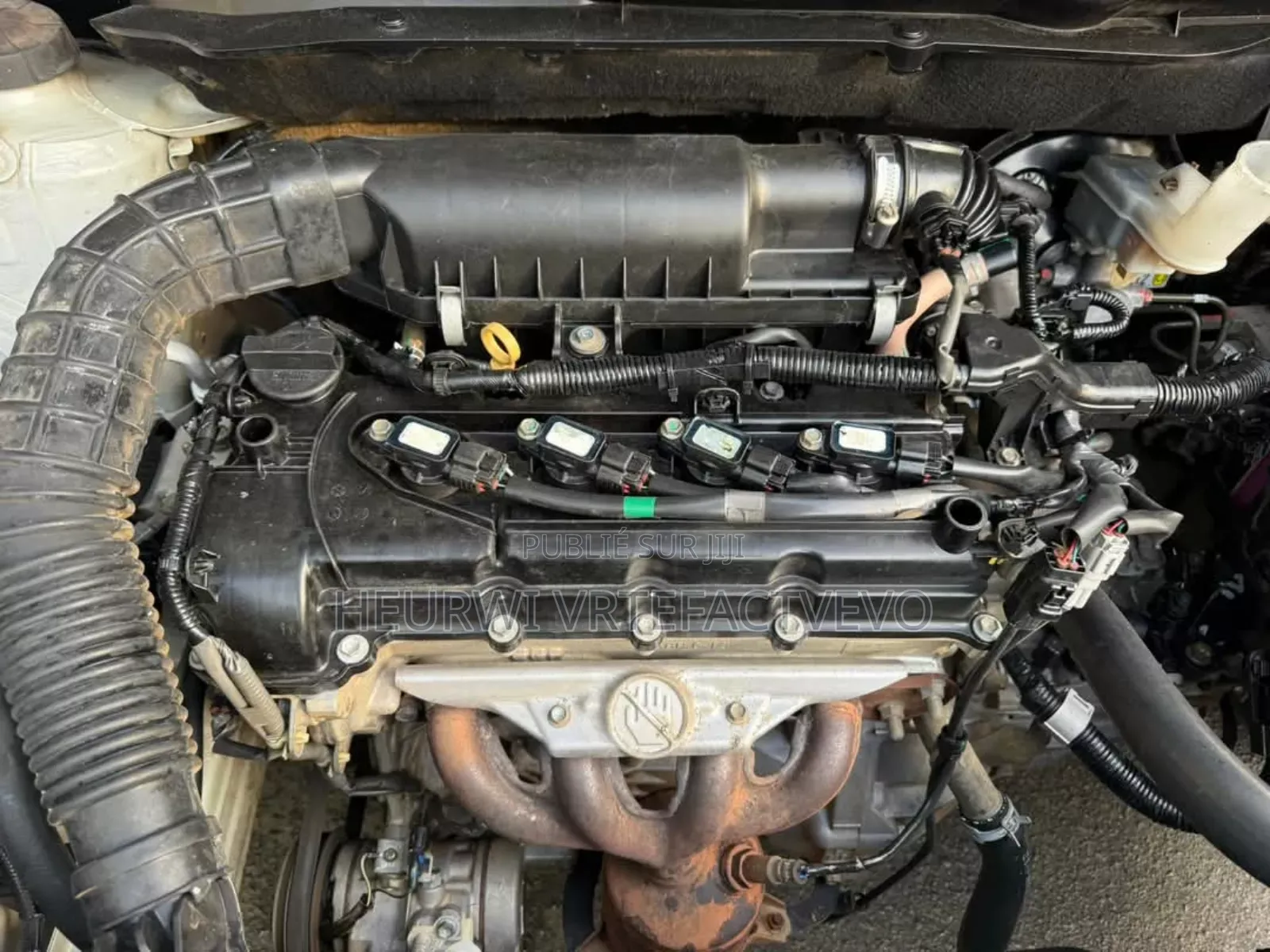 Suzuki Swift RS 2024 Gris