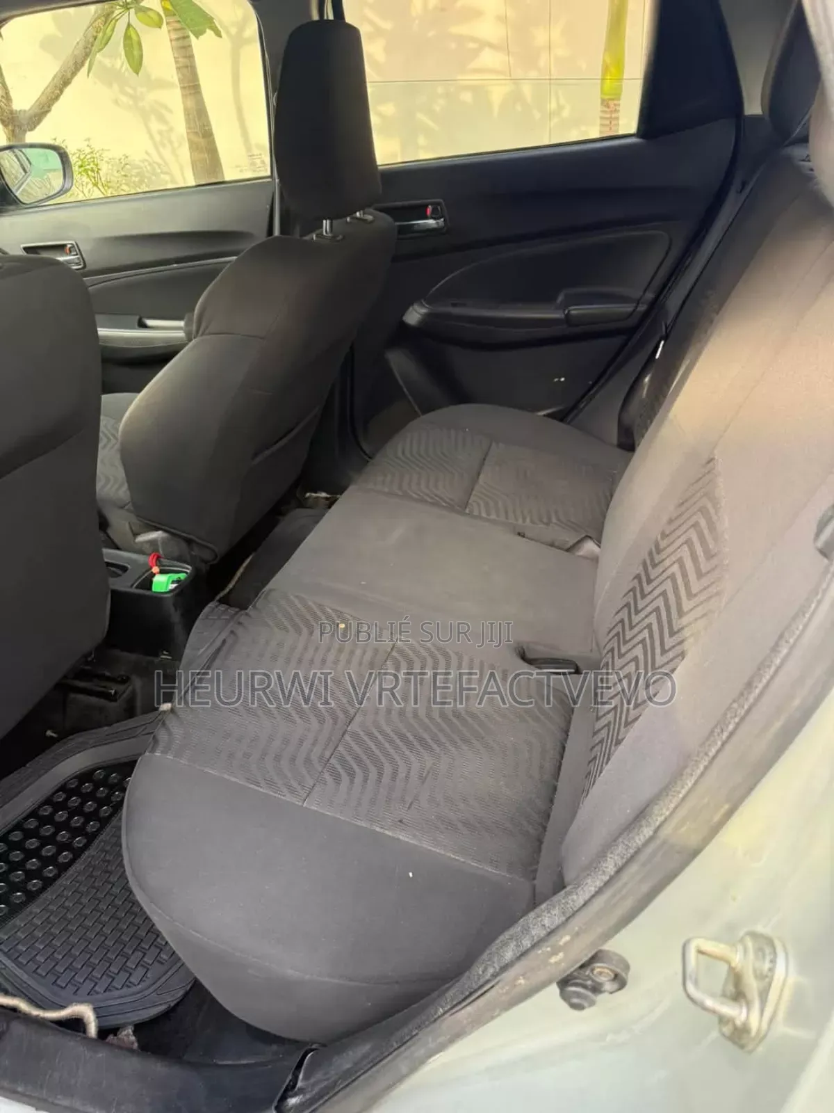 Suzuki Swift RS 2024 Gris