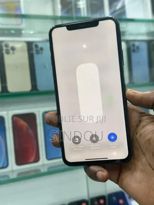 Pomme iPhone 11 Pro Max 64 GB Noir